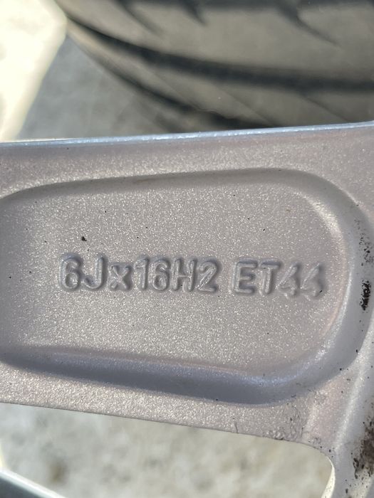 Jante aliaj originale Opel R16 cu anvelope de vara 205 50 R16