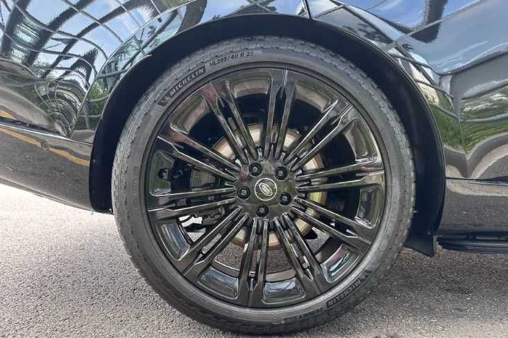 Range Rover P530 AB LWB