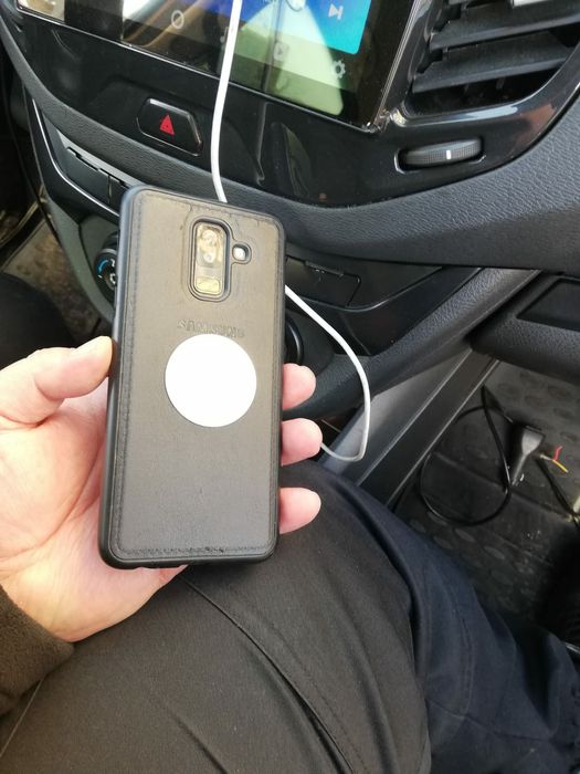 Срочно! Продам Samsung A6+