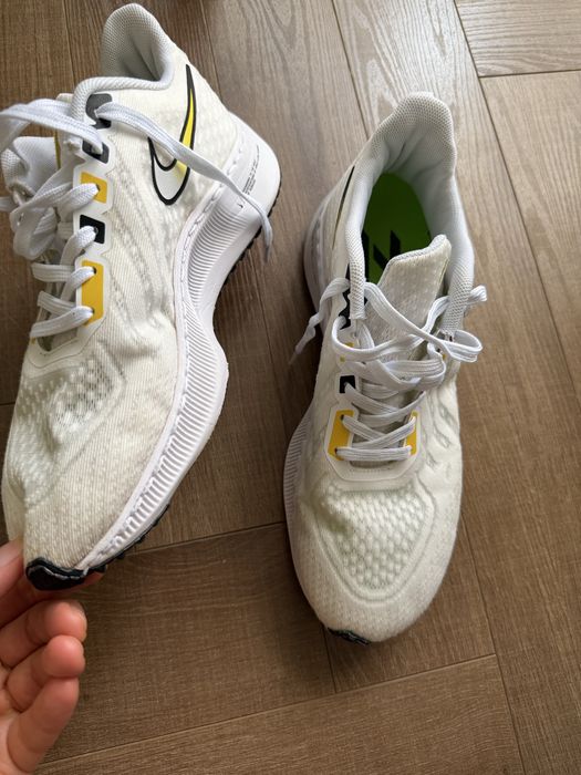 Кроссовки Nike 40 размер