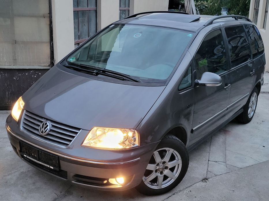 Sharan Anul 2010 1.9 tdi 116cp 7 locuri Automat Trapa Carlig