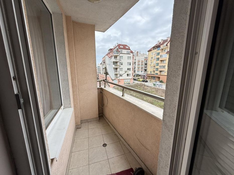 Продава се Двустаен апартамент в София, Лозенец - 74 кв.м за 1896 €/кв.м - Снимка #3