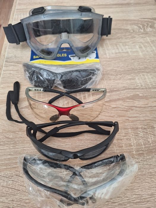 Продам монтажные очки.