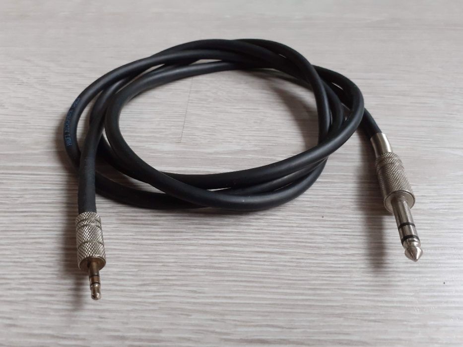 Cabluri audio; RCA; 2xSATA-IDE; adaptor auto DC