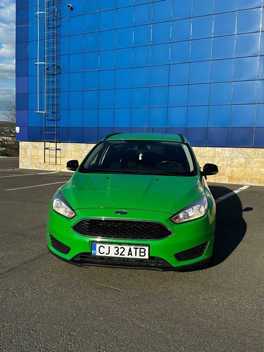 Ford Focus Vând Ford Focus (3850€ negociabil)
