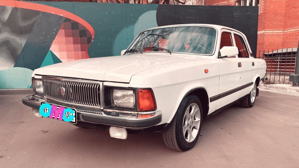 Волга газ 3102  года машина на ходу