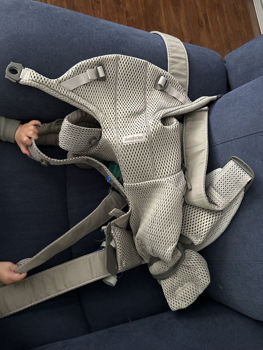 Vand Marsupiu BabyBjörn Move 3D Mesh - gri