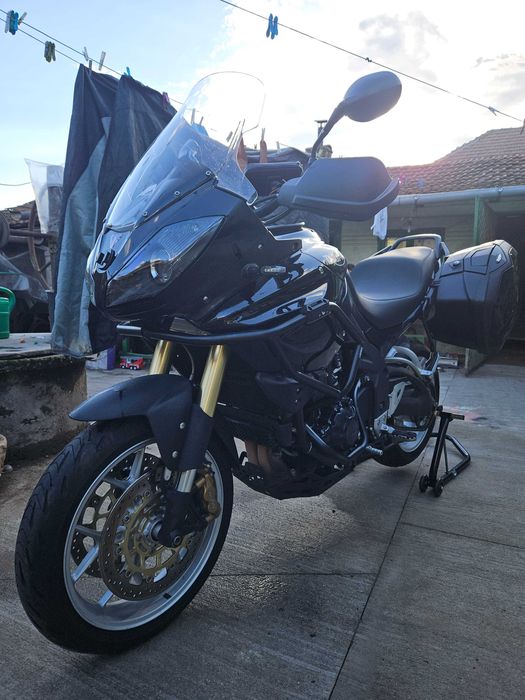 Triumph tiger 1050.vand urgent