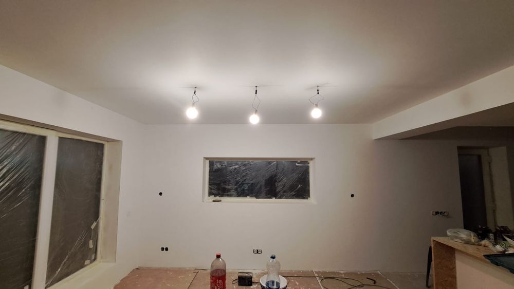 Amenajări interioare/renovări/sanitare/electrice