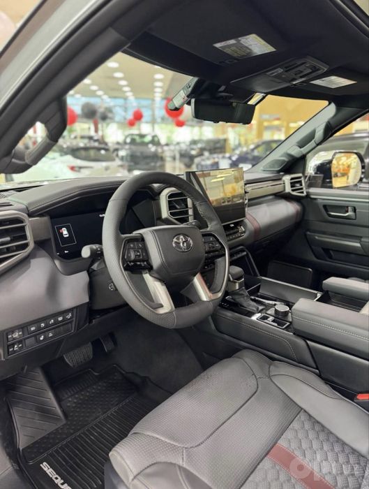 Toyota Sequoia Platinum 2027
