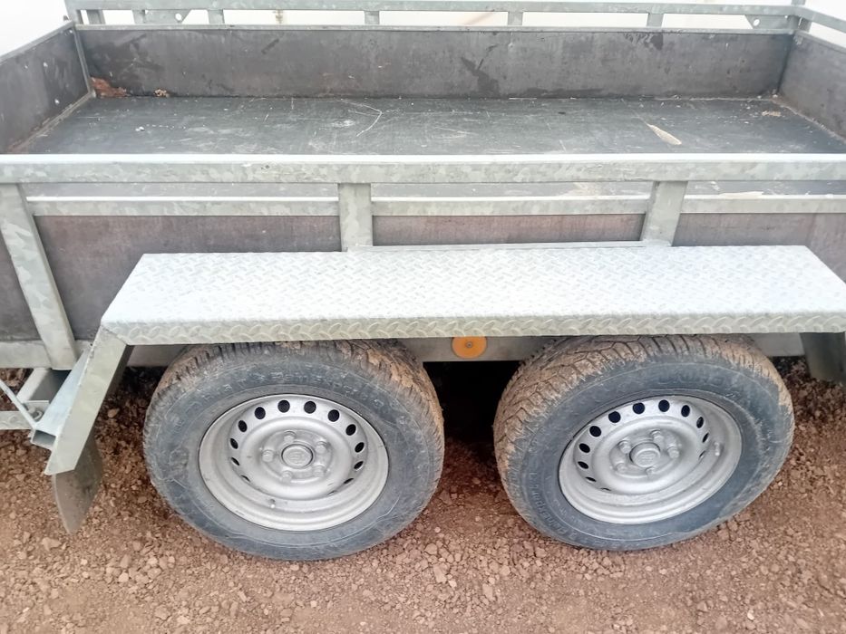 Remorcă 2 tone de vânzare