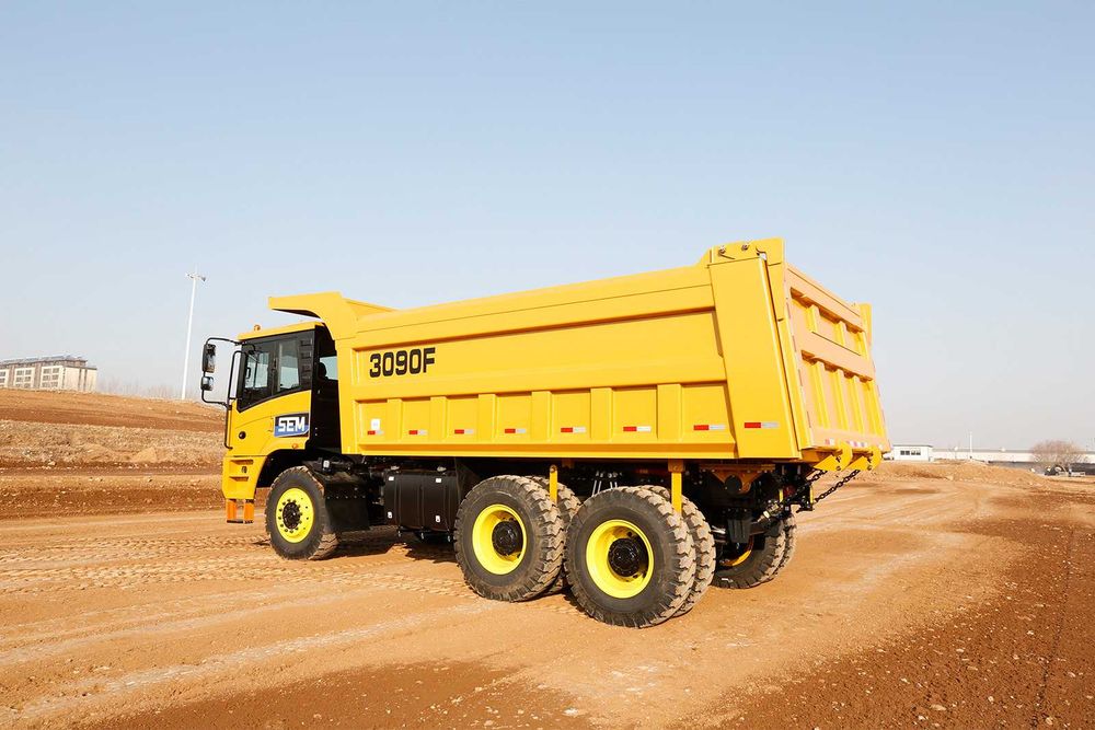 Карьерный самосвал CATERPILLAR SEM [3090F] (60т)