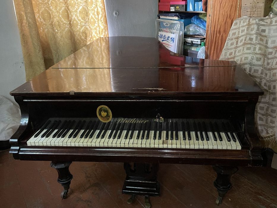Антикварный рояль Blüthner 1858г