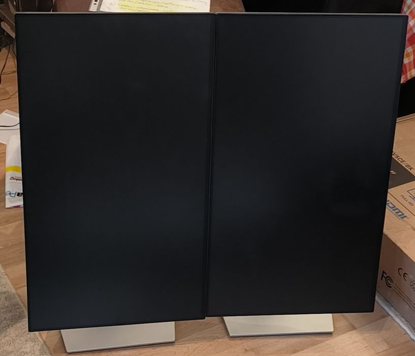 Монитор  Dell 3 броя