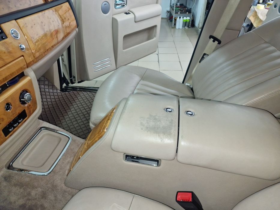 Interioare Reconditionare Piele Rols Royce