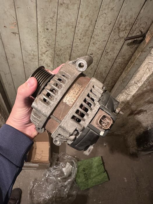 Алтернатор / Динамо Honda Accord 7