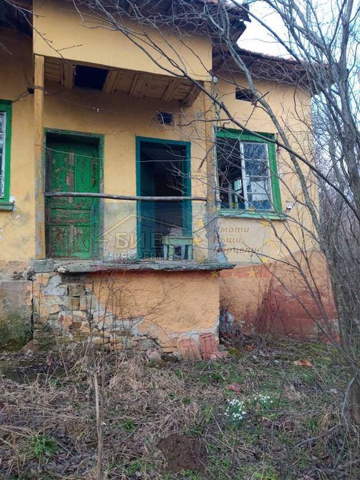 Продава се Къща в с. Равнище, Област София-област - 70 кв.м за 132 €/кв.м - Снимка #2