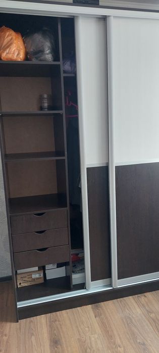 Продам шкаф купэ