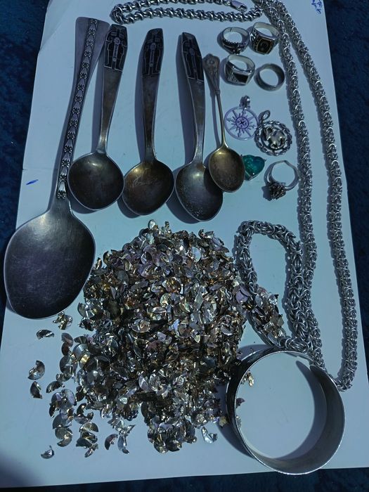 Серебро        .