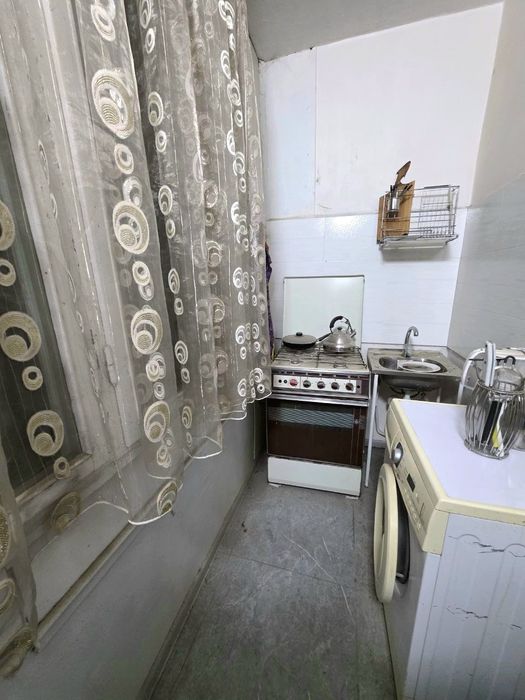 Буюк ипак йюли художники 1в2/1/5 33м²