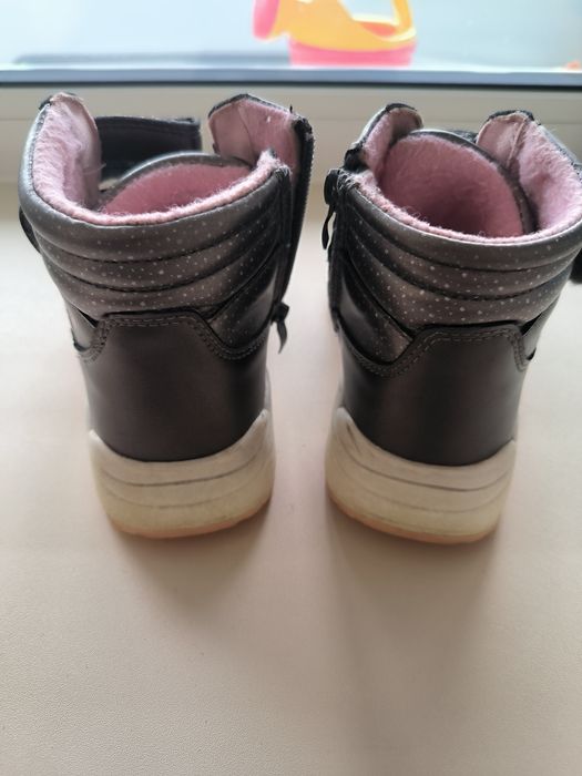 Ботинки демисезонные на девочку размер 30