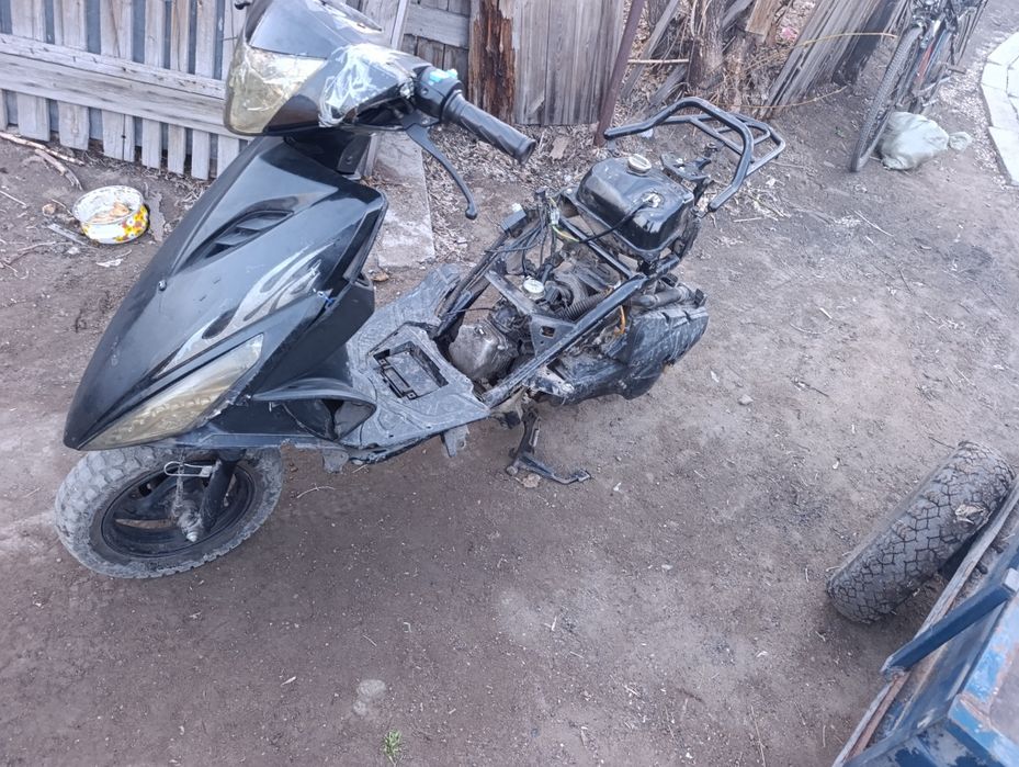 Запчасти скутеров итд