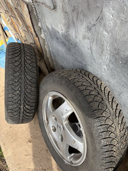 Продава джанти с зимни гуми 15