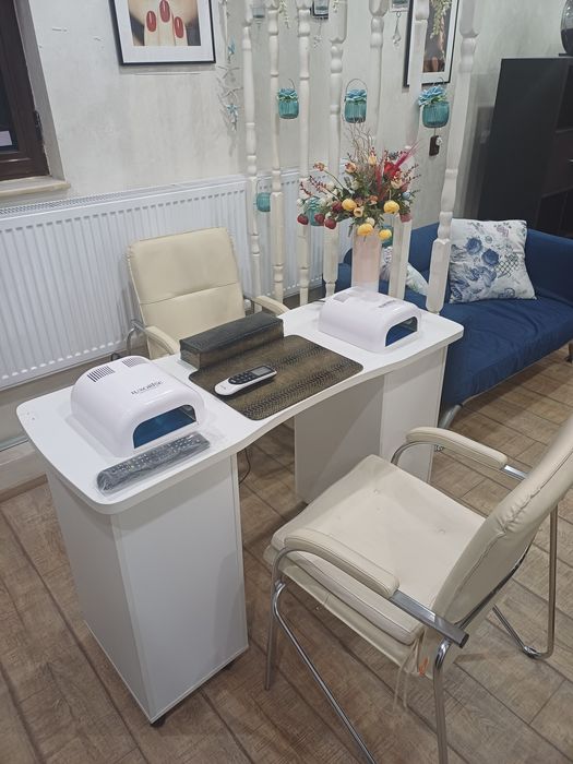 Mobilier complet frizerie/ coafor