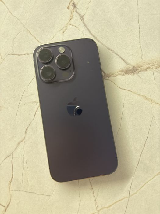 Продам Iphone 14 pro