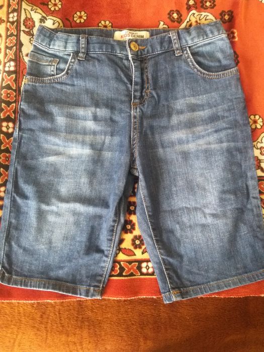 Продам детскую одежду на девочку