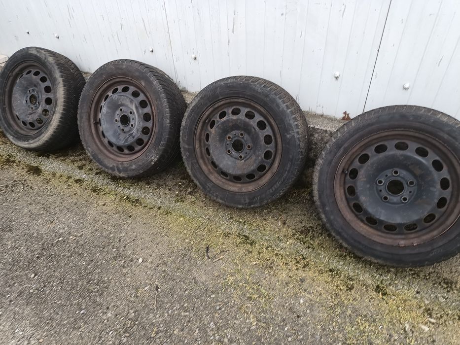 Vând jante de tabla r16