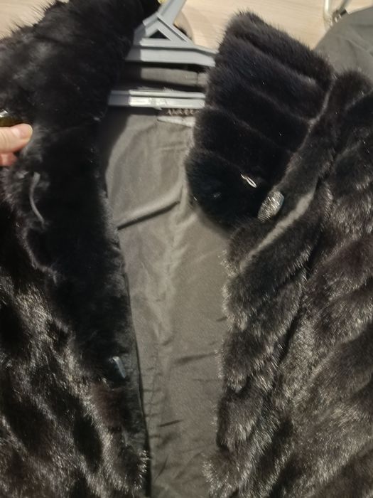 Продам шубу, цигейка мутон