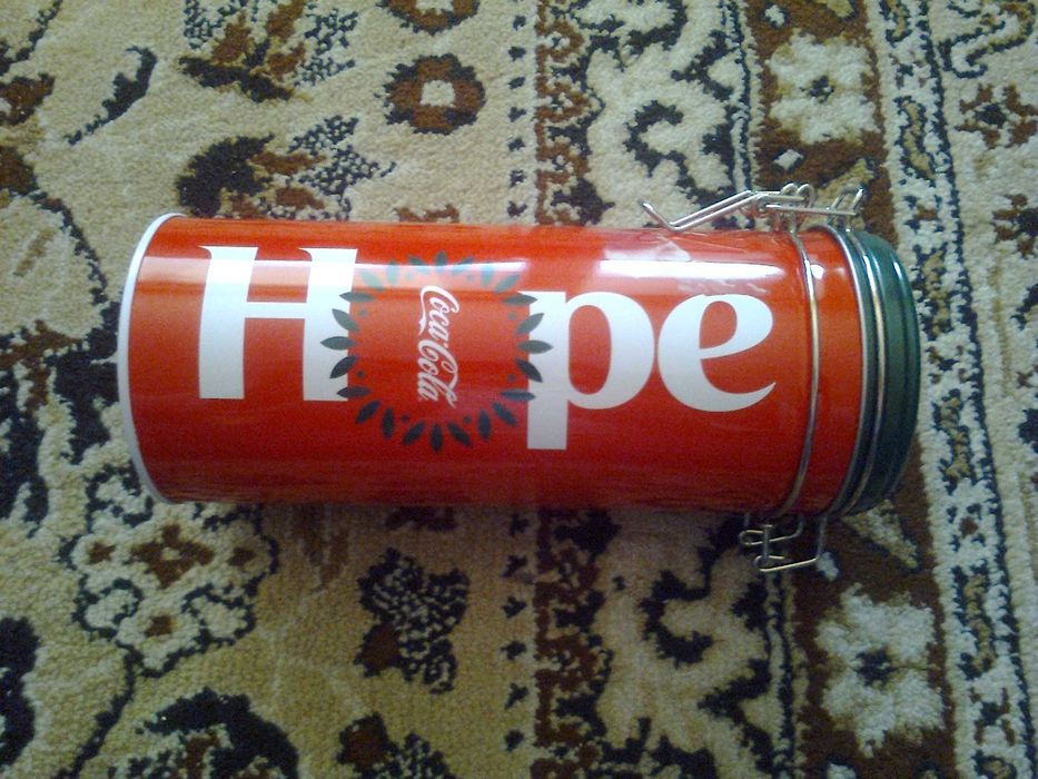 камионче играчка /метална кутия с закопчалка