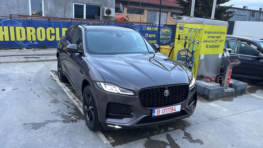Jaguar F-Pace