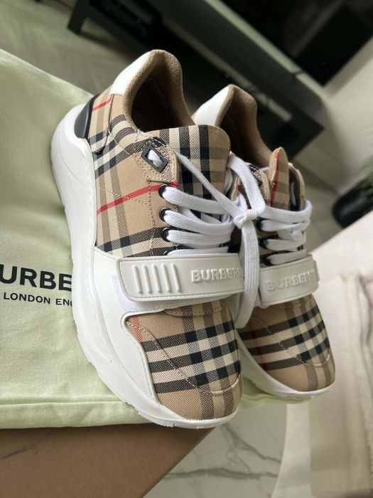 Дамски обувки Burberry