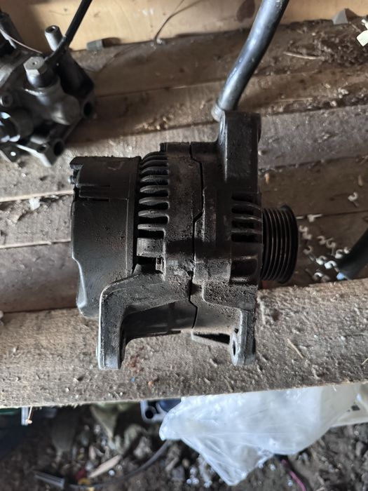 Генератор Audi A6 C4 / Audi 100 C4 2.6 – 2.8 (120A)