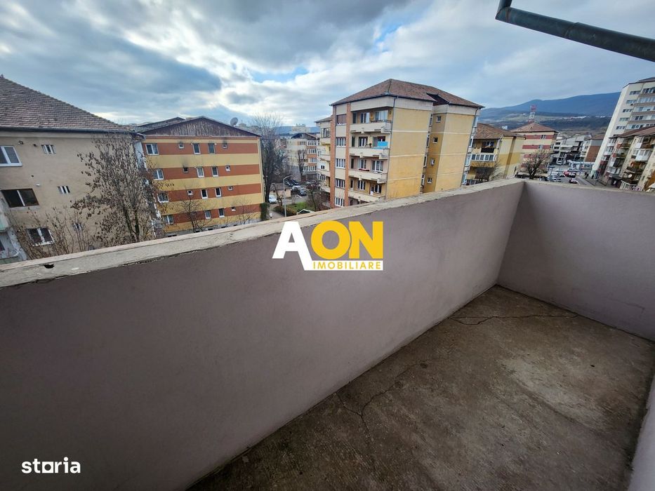 De inchiriat apartament 3 camere, Closca
