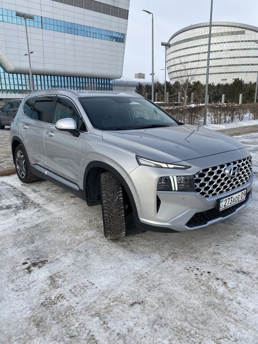 Hyundai Santa Fe 2022 г.