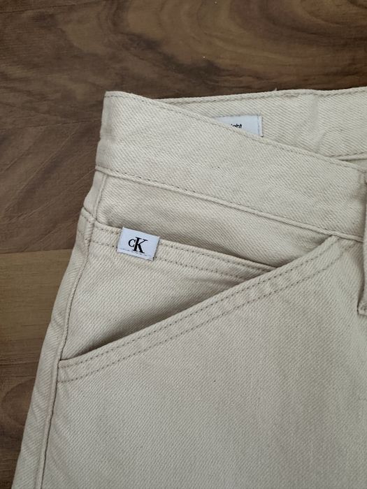 Оригинални дънки Calvin Klein – нови