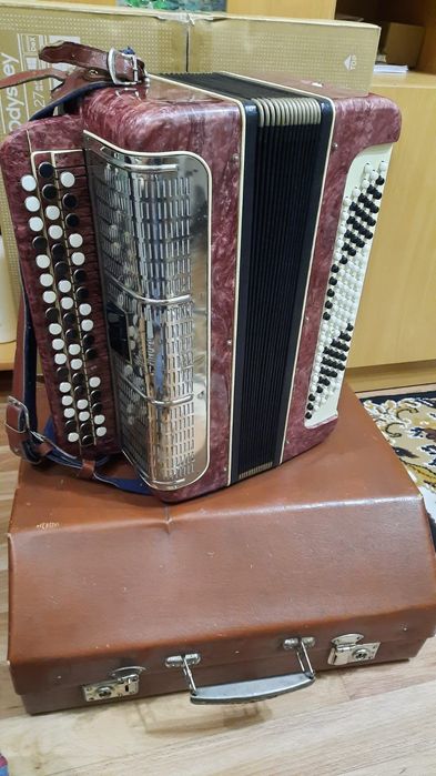 Баян Киров Мелодия