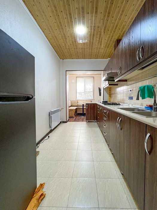 Продам квартиру Буюк ипак йули Генерал Петрова 2/3/4 65м2