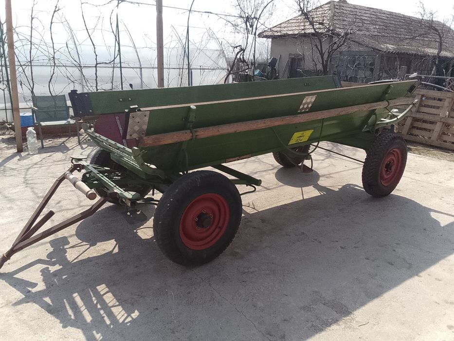 Căruță de vânzare