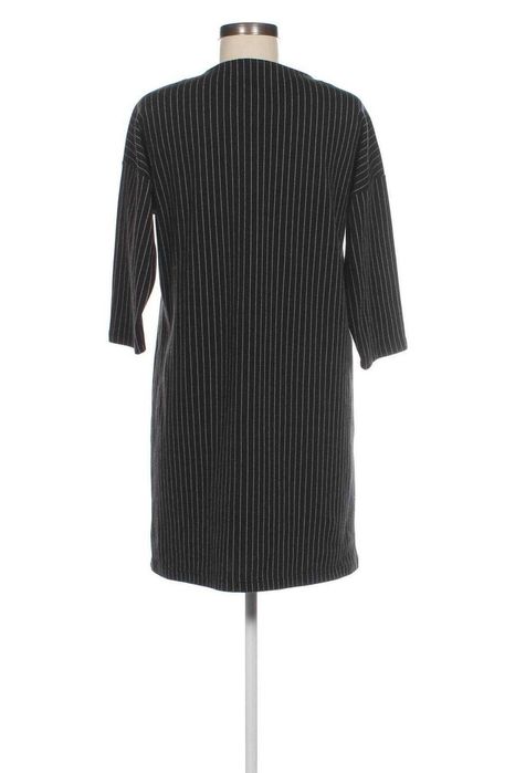 Rochite revelion Steilmann, 38-40/ office Mango, 42-44