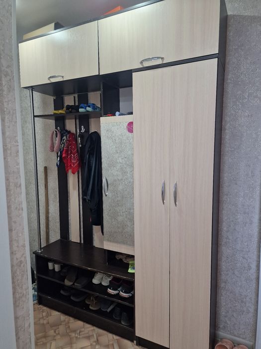 Шкаф для прихожей