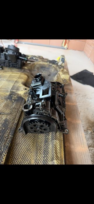 Блок глава двигател мотор BMW N47D20C