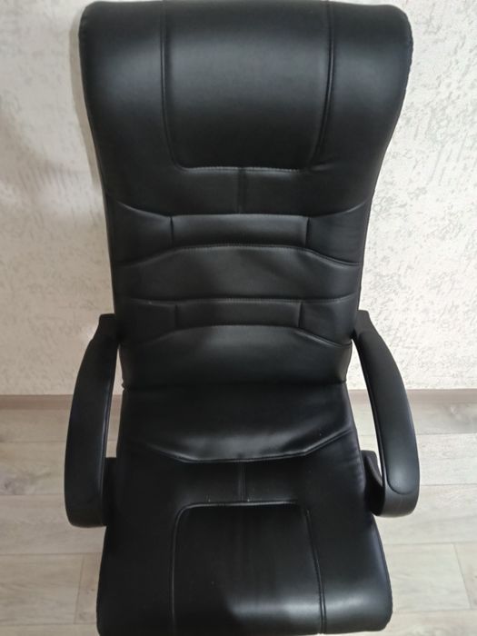 Компьютерное кресло