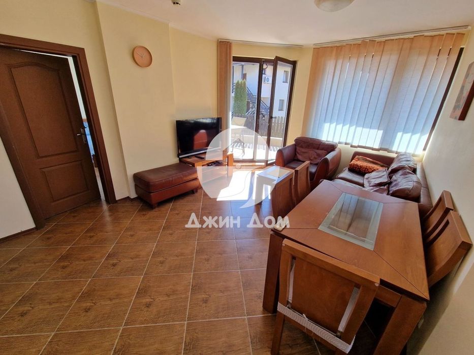 Продава се Тристаен апартамент в с. Кошарица, Област Бургас - 90 кв.м за 1045 €/кв.м - Снимка #1