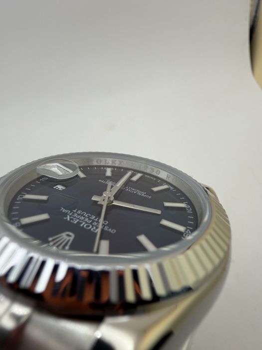 Ceas Rolex Datejust Blue Sunburst 41mm, Nou