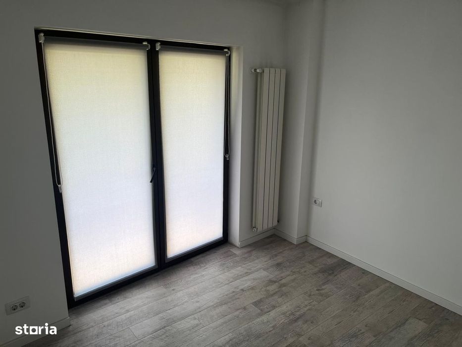 Spital - 3 camere decomandate, etaj 2, 3 balcoane, renovat