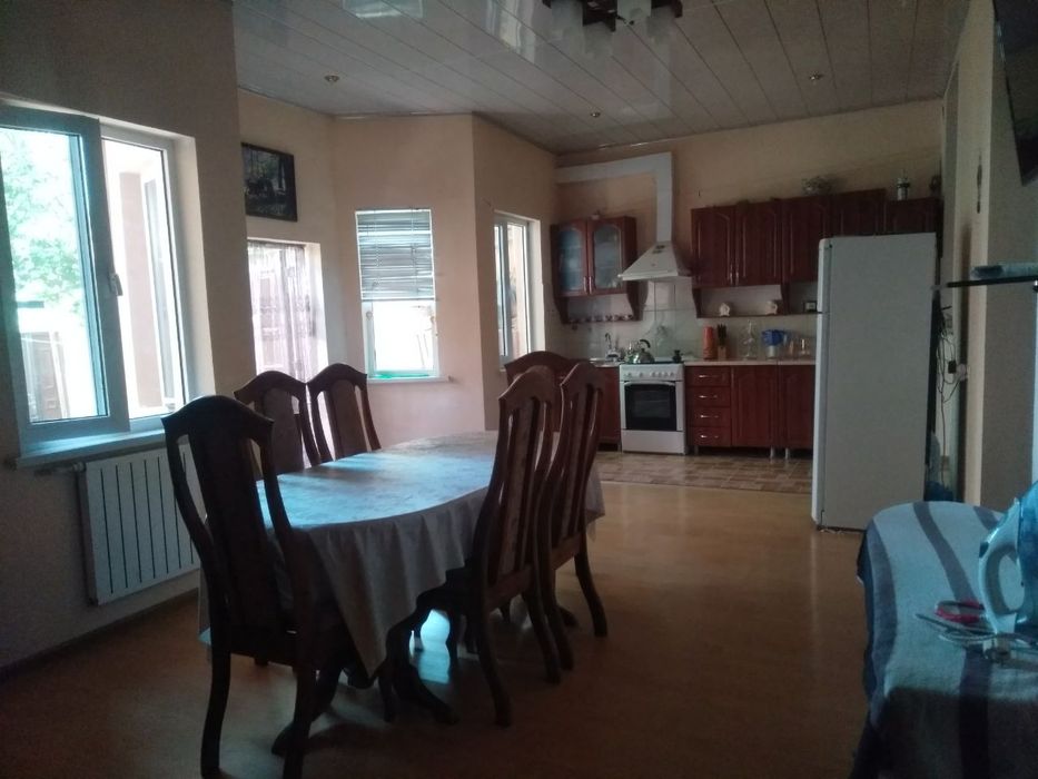 Сурхондарё вил. Термиз шахар Шодлик МФЙ Навбог 12/5 Уй сотилади. (ЦУМ)